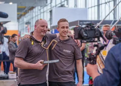 Brian en Thijs van Dijkman Zonne-energie - winnaars van de European Solar Games tijdens Solar Solutions Amsterdam